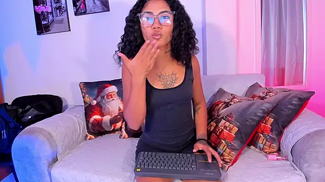 Paulete  W online show from 12.15.25