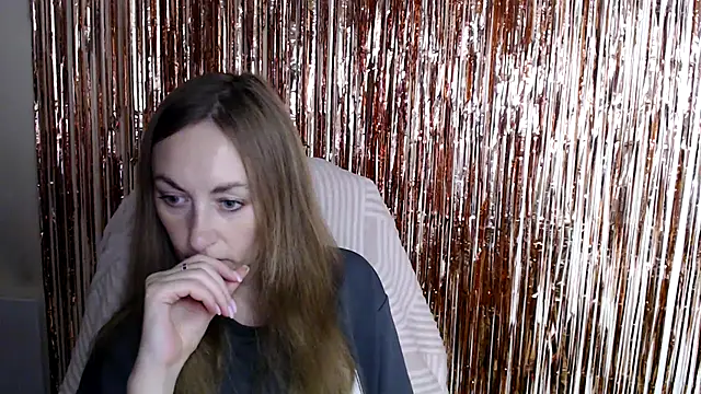 Snapshot of LiaSeass_ chatting on 07.14.26 LiaSeass online show from 07.14.26