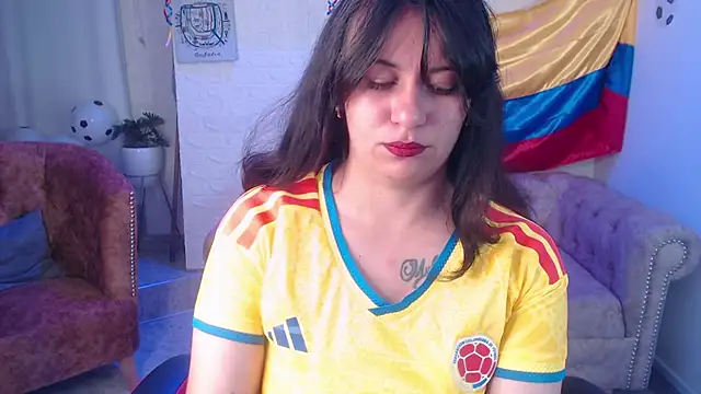 Snapshot of amanda_rousee chatting on 06.18.26 amanda rousee online show from 06.18.26