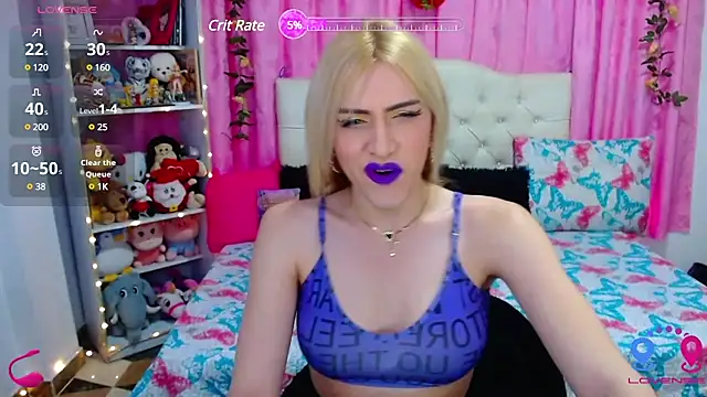 Snapshot of golden_girl01 chatting on 02.05.25 golden girl01 online show from 02.05.25