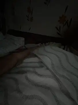 Snapshot of csikar chatting on 12.22.25 csikar online show from 12.22.25