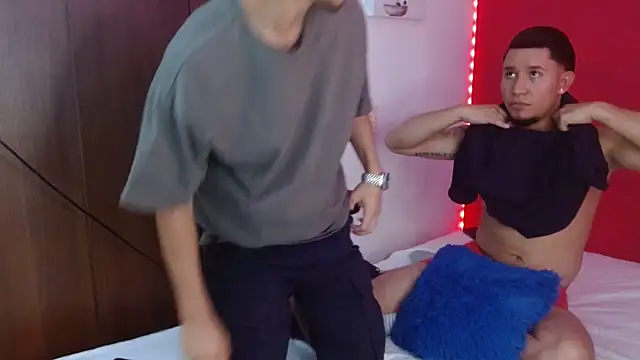 top jax1 online show from 02.21.26