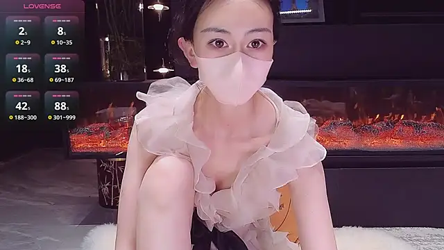 Snapshot of Anan-077 chatting on 05.10.26 Anan-077 online show from 05.10.26
