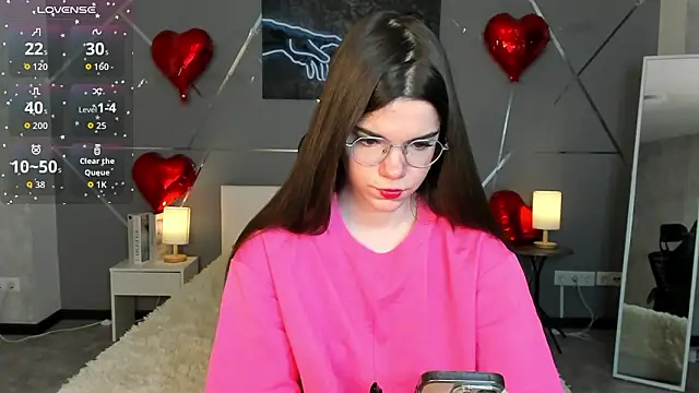 miss  evelyne online show from 02.12.26