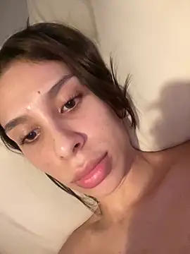 Snapshot of Jedelinne chatting on 02.23.26 Jedelinne online show from 02.23.26