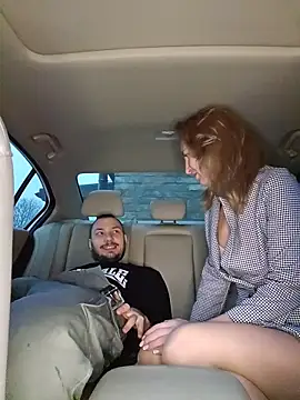 Snapshot of Lovebackground chatting on 11.29.25 Lovebackground online show from 11.29.25