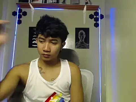 Snapshot of Ur_hottestjonny chatting on 07.18.26 Ur hottestjonny online show from 07.18.26