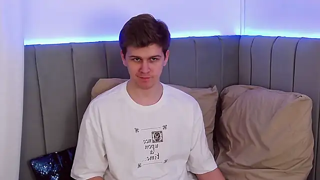 NickJohnas online show from 12.19.25