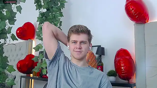 Snapshot of NickJohnas chatting on 02.20.26 NickJohnas online show from 02.20.26