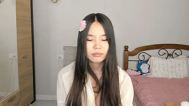 amiya cute online show from 02.05.26