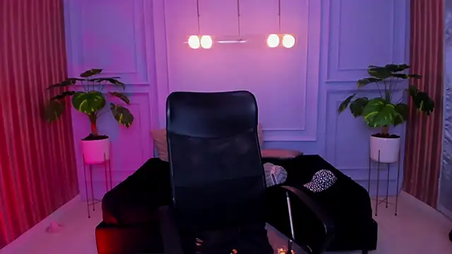 Snapshot of arcangel_harris chatting on 02.15.26 arcangel harris online show from 02.15.26