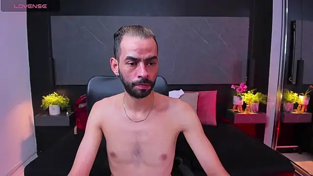 Snapshot of arcangel_harris chatting on 02.16.26 arcangel harris online show from 02.16.26