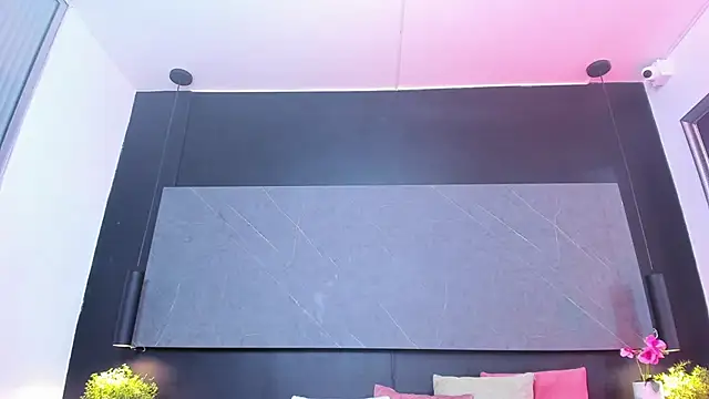 Snapshot of arcangel_harris chatting on 02.17.26 arcangel harris online show from 02.17.26