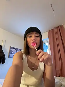 SilkyMira online show from 01.12.26