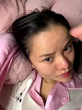 leo-kitty online show from 12.17.25