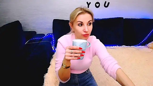 Hanna--Sweet online show from 02.20.26