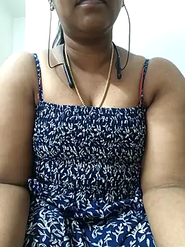 Snapshot of pattupattuma27 chatting on 02.05.26 pattupattuma27 online show from 02.05.26