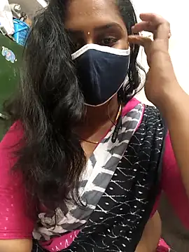 Snapshot of pattupattuma27 chatting on 02.24.26 pattupattuma27 online show from 02.24.26