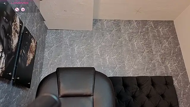 scarletbaker   online show from 12.15.25