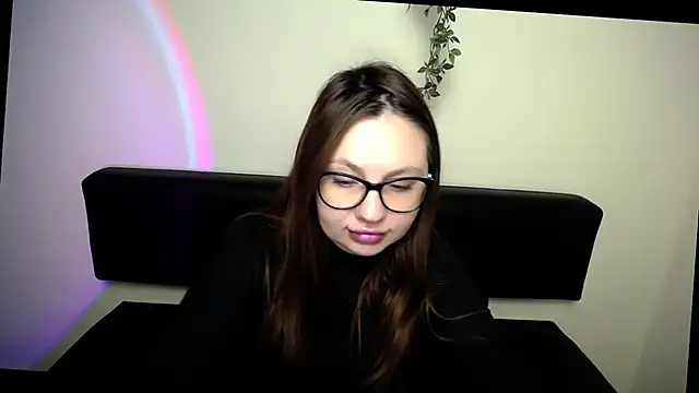 LiliaErmi online show from 04.17.26