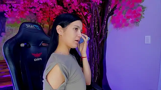 marahanson  online show from 01.05.26