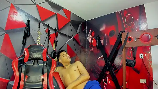 Hot Boys 69 online show from 02.12.26