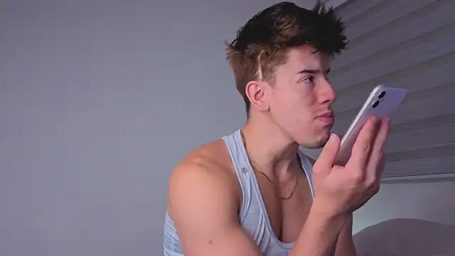 maxxcooper1 online show from 12.19.25