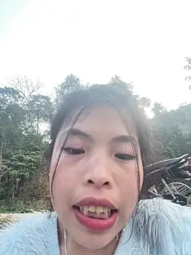 Snapshot of lux-su chatting on 01.13.26 lux-su online show from 01.13.26