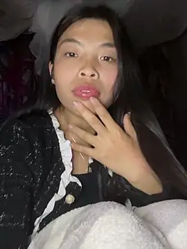 Snapshot of lux-su chatting on 01.17.26 lux-su online show from 01.17.26