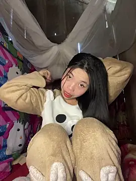 Snapshot of lux-su chatting on 02.03.26 lux-su online show from 02.03.26