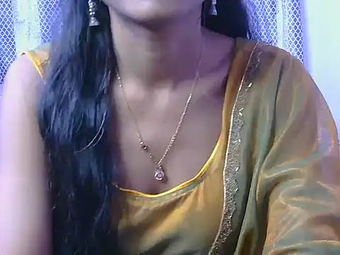 Snapshot of hey-pinky chatting on 02.26.26 hey-pinky online show from 02.26.26