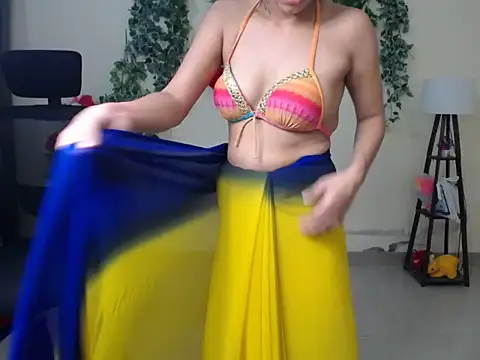 Snapshot of Shy_nivi chatting on 05.23.26 Shy nivi online show from 05.23.26