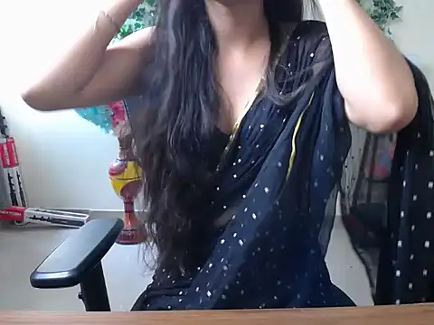 Snapshot of Shy_nivi chatting on 06.24.26 Shy nivi online show from 06.24.26