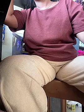Snapshot of cute_mahi001 chatting on 03.07.26 cute mahi001 online show from 03.07.26
