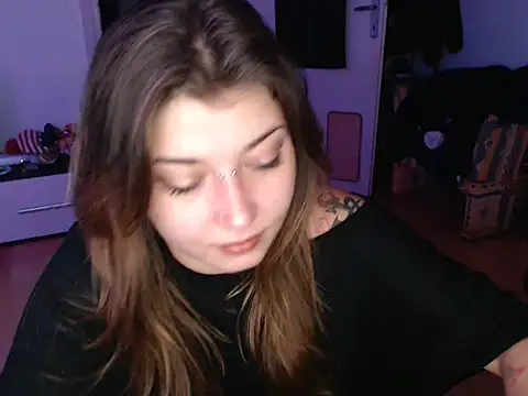 AlienforTwenty online show from 12.14.25