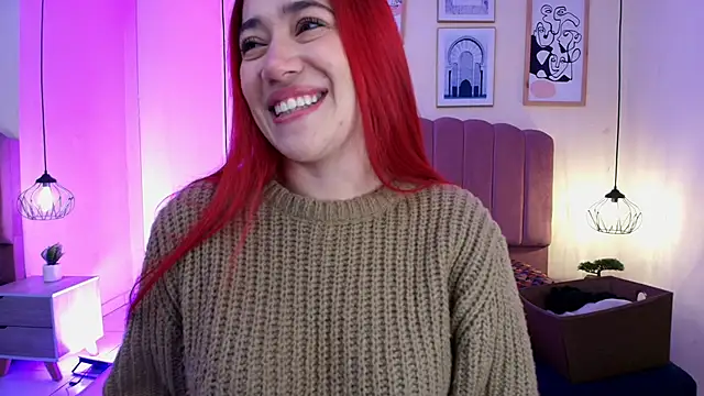 Snapshot of Celestee15_ chatting on 05.06.26 Celestee15 online show from 05.06.26