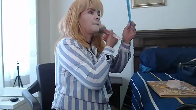 Snapshot of evelynsmithco chatting on 01.17.26 evelynsmithco online show from 01.17.26