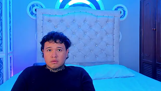 Beele and Evie online show from 02.28.26