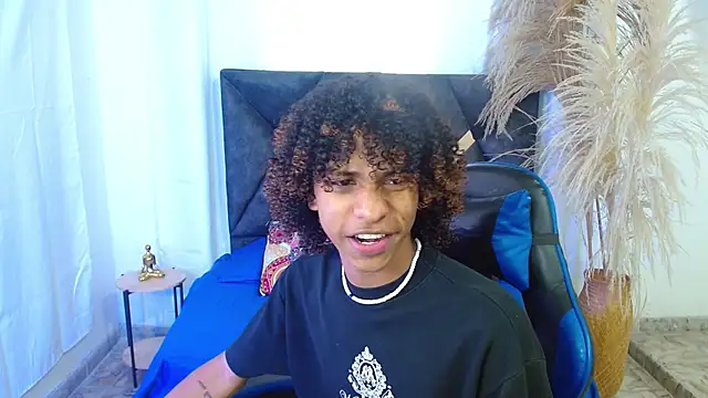 angelll18  online show from 03.27.26