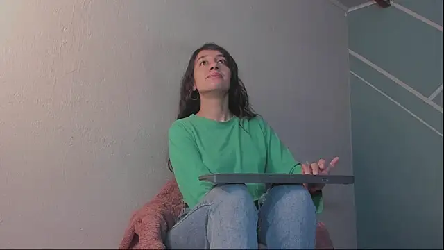 Lucy-Bluesea online show from 02.03.26