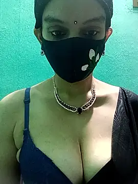 Radhi Radhu online show from 01.14.26