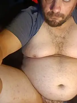 Snapshot of givr6inches chatting on 06.19.26 givr6inches online show from 06.19.26