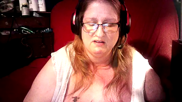 Snapshot of jade-belle chatting on 02.22.26 jade-belle online show from 02.22.26