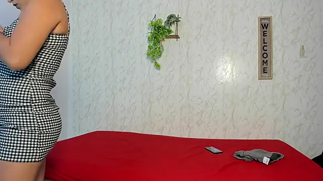 Snapshot of couple_hardroom chatting on 01.07.26 couple hardroom online show from 01.07.26