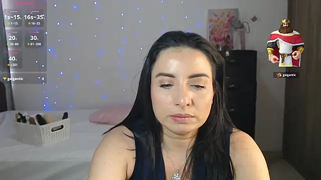 Karlinlive online show from 12.19.25