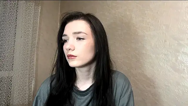 Snapshot of IsabellaWave chatting on 02.15.26 IsabellaWave online show from 02.15.26