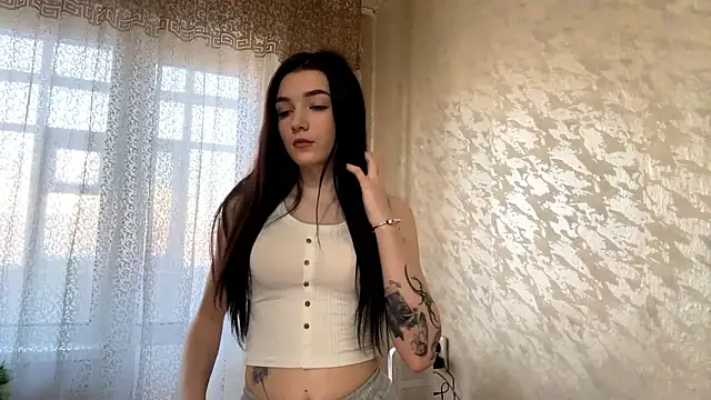 Snapshot of IsabellaWave chatting on 02.23.26 IsabellaWave online show from 02.23.26