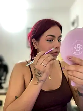 Zarahs Blare1 online show from 12.22.25