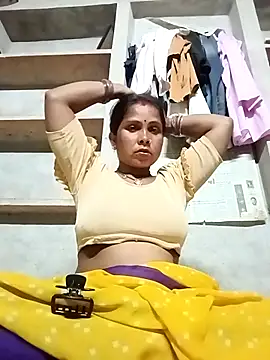 Snapshot of Shreya_pandit chatting on 04.16.26 Shreya pandit online show from 04.16.26