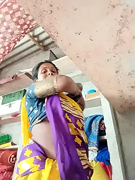 Snapshot of Shreya_pandit chatting on 04.18.26 Shreya pandit online show from 04.18.26